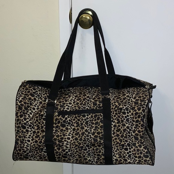 Alfagear Handbags - Leopard Print Duffel Bag